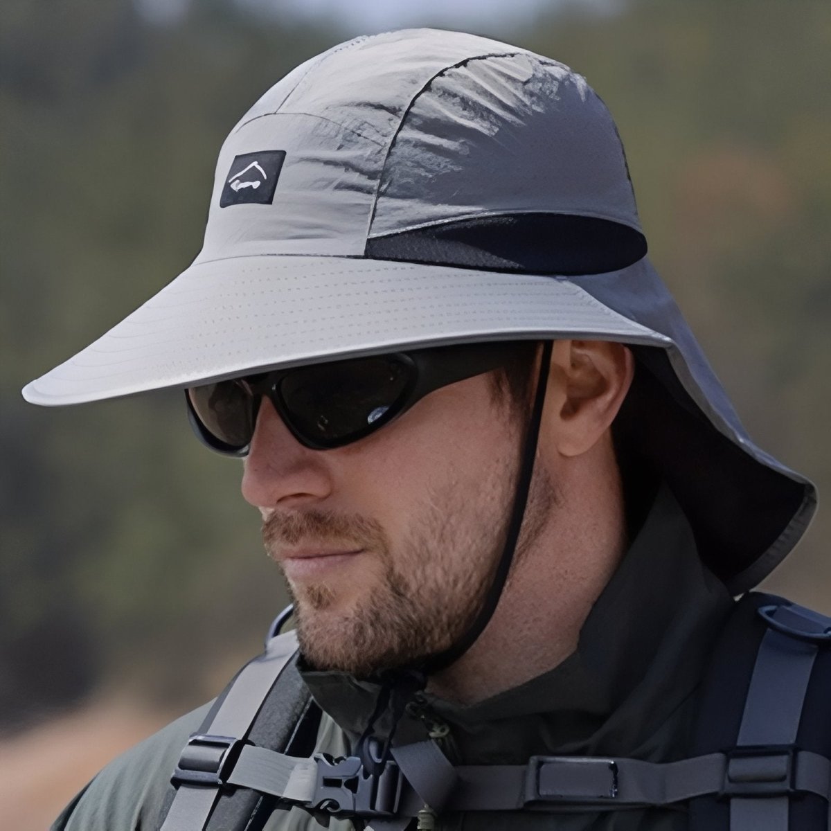 Chapeau de randonnée léger avec protection nuque | Montevall - Montevall