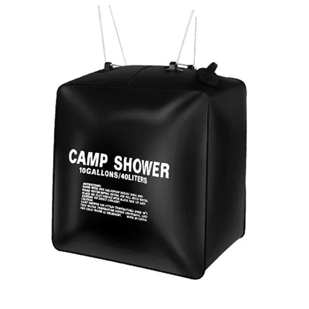 Douche solaire suspendue légère 40 L | Montevall - Montevall