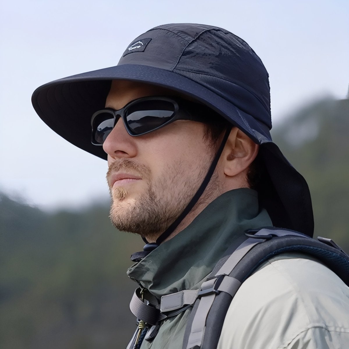 Chapeau de randonnée léger avec protection nuque | Montevall - Montevall