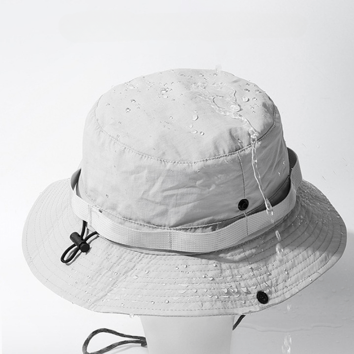 Chapeau de randonnée respirant avec protection UV femme | Montevall - Montevall