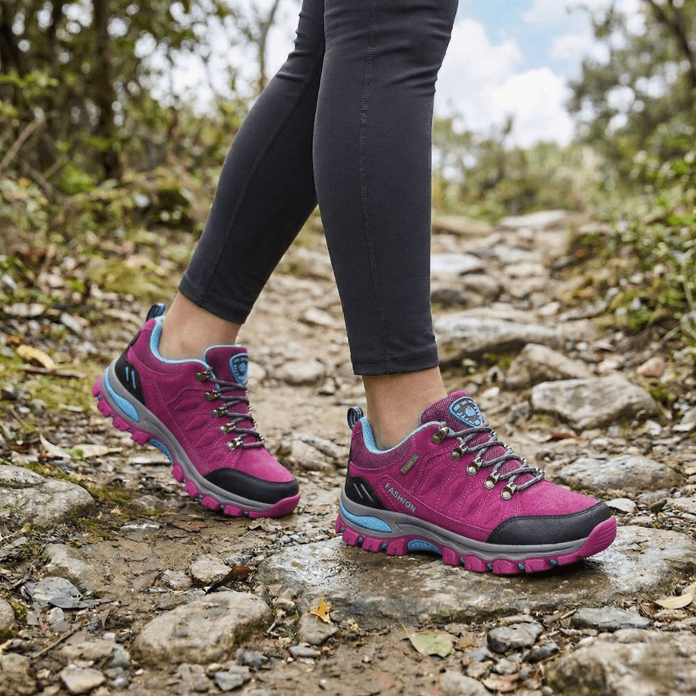 Chaussures de randonnée imperméables robustes femme | Montevall - Montevall