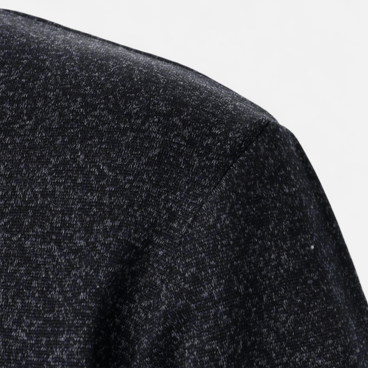 Pull d’extérieur tricoté avec col montant | Montevall - Montevall